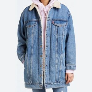 Levi's Lengthened Sherpa Trucker Denim Jean Jacket